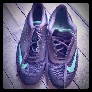 ❄ Nike sneakers size 10 ❄